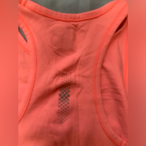 𝅺Athleta Ruched Sides Tank Top 🌴 - Picture 6 of 6